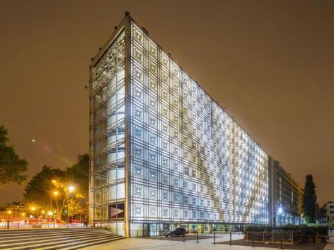Paris : Cath�drale Notre Dame et Institut du Monde Arabe